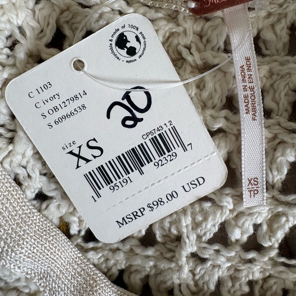 Free People Cream V-Neck Sweater - Picture 4 of 5